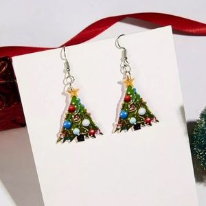 Heidiscloset Jewelry - Acrylic Christmas Tree Earrings. Heidiscloset Jewelry - Acrylic Christmas Tree Earrings.